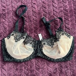 Victoria's Secret Black Lace and Nude Mesh Underwire Bra 34DD